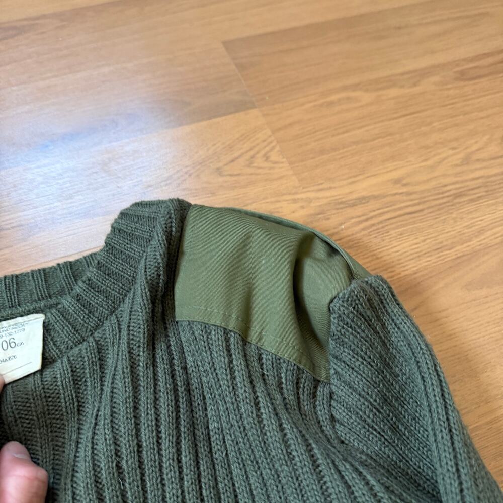 Vintage 90s Military Issue Olive Green Knit Crewneck Wool Field Sweater Sz Large - Picture 5 of 8